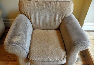 Risks That Come With DIY Sofa Cleaning