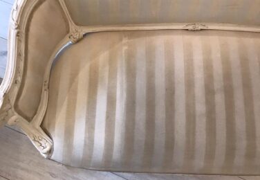 Take Away The Burden Of The DIY Sofa Cleaning Process