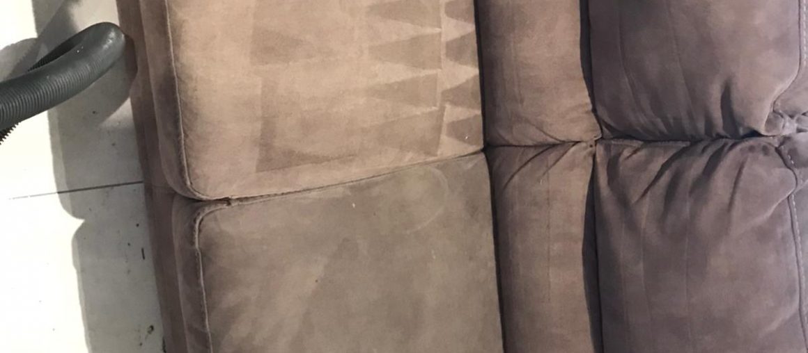 When Your Upholstery Needs To Be Cleaned, Call In The Professionals