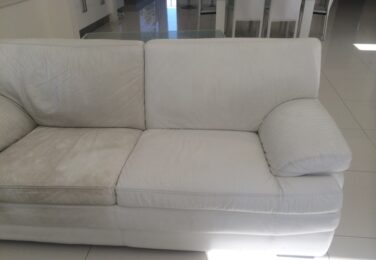 Preparing For The Holidays: Make Things Easy With Professional Sofa Cleaning Services