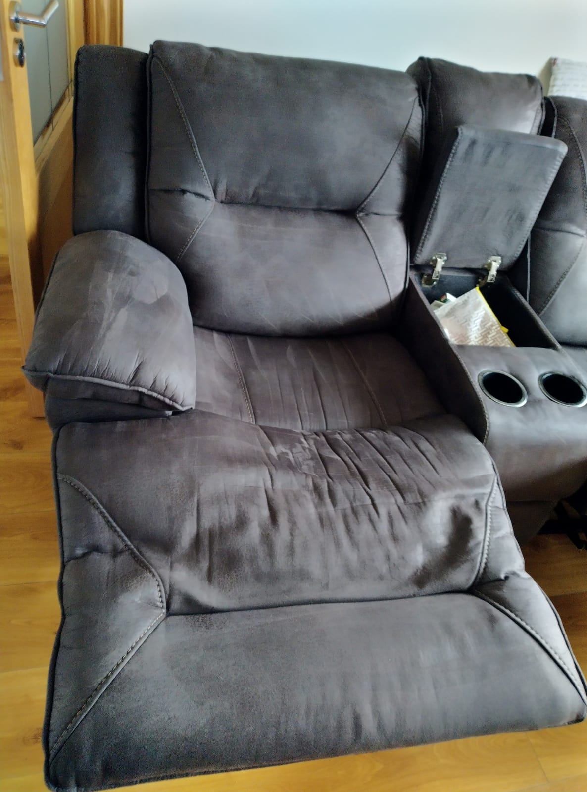 Why Commercial Sofa Cleaning Is Key For Your Business