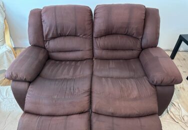 Sofa Cleaning To Keep Hay Fever Season Under Control